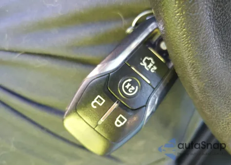 2016 Lincoln Mkz из США, поврежденный, VIN 3LN6L2G96GR601677